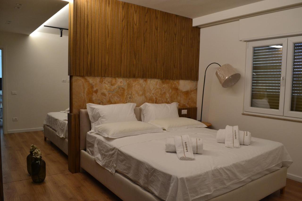Sui'S Home Tiranë Eksteriør bilde